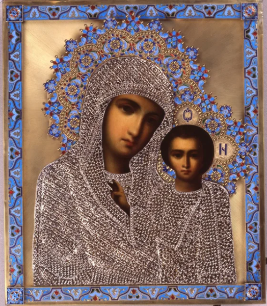 Казанская икона Божией Матери в окладе и ризе