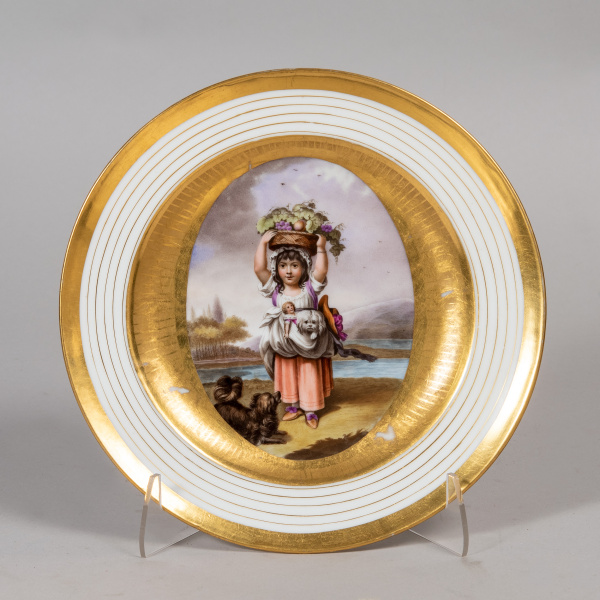 Декоративная тарелка «Девочка с корзиной фруктов и собаками»