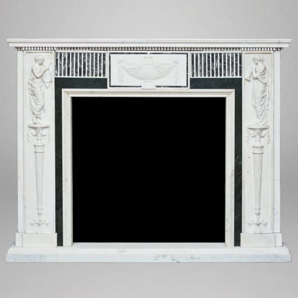 Английский каминный портал в стиле классицизм с изображением муз