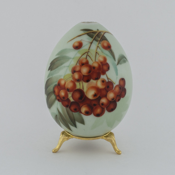 Пасхальное яйцо «Рябиновая гроздь» Императорского фарфорового завода
