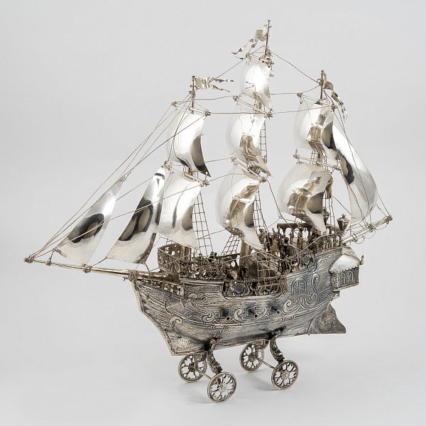 Серебряная миниатюра «Парусный корабль»