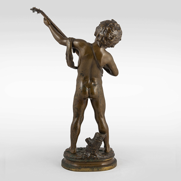 Скульптура «Мальчик с лютней»
