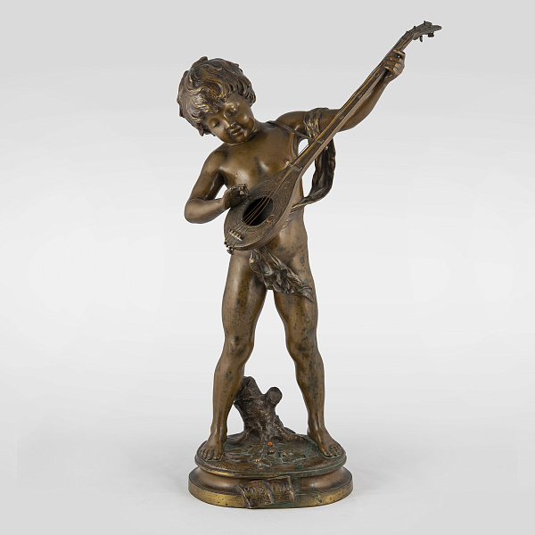 Скульптура «Мальчик с лютней»
