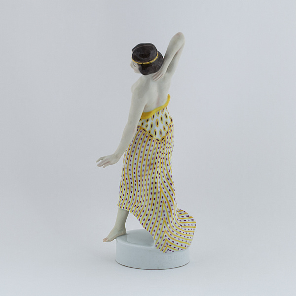 Статуэтка «Танцовщица» в стиле ар-деко фарфоровой фабрики Розенталь